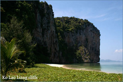 Ko Lao Liang beach scenes