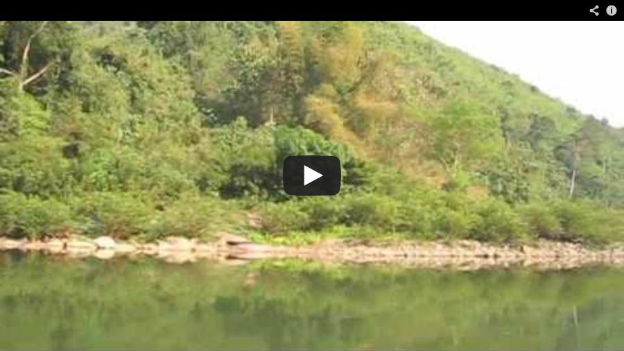 View Slowboat from Hat Sa to Muang Khua, Laos on Youtube View Saigon motorbike tip: Turning Slowboat from Hat Sa to Muang Khua, Laos on Youtube