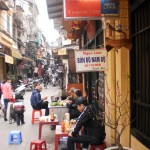 Hanoi street food: bun bo nam bo