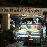 Negotiating Hoi An’s street food stalls