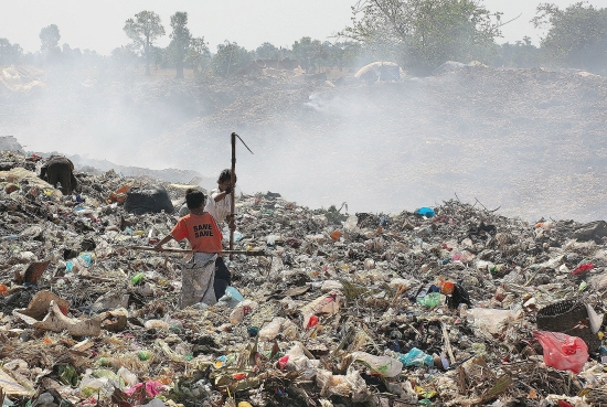 Helping Siem Reap’s rubbish dump families