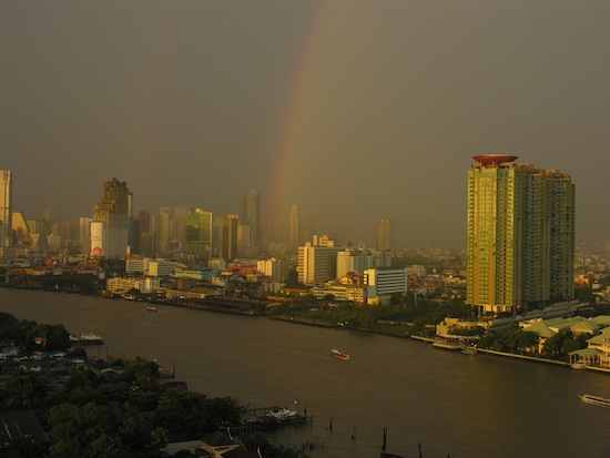 It appears the pot of gold is on Charoen Krung Soi 62!