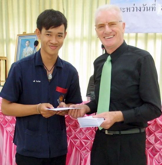 One of the many Thai students supported by the SET scholarship program.