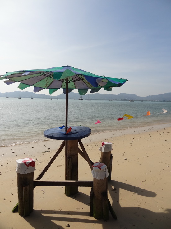 Just add a cold Leo for beach bar perfection: Khao Khad.
